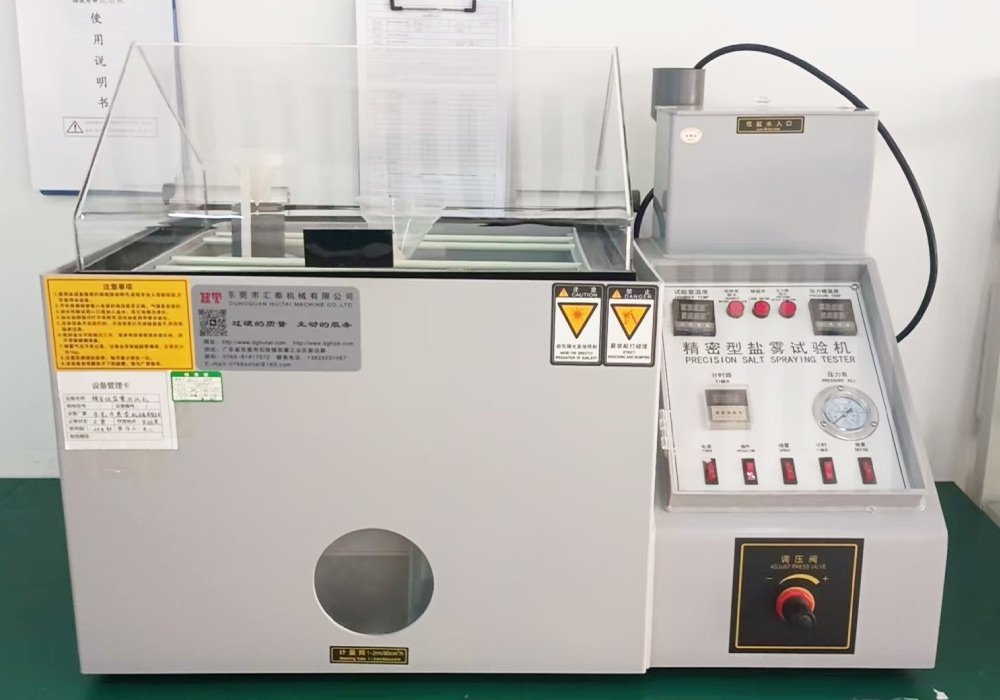 Precision salt spray test machine evaluating corrosion resistance of metal components in wireless chargers